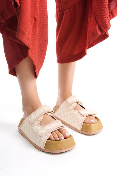 BAKGİY Women's Kelvin Quilted Slippers - Double Band, Velcro Thick Sole, BG1165-122-0002