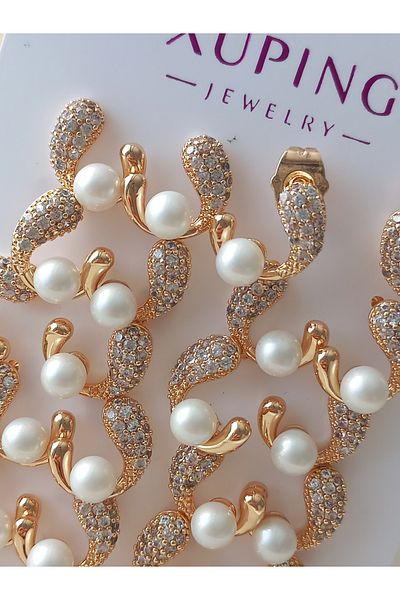 Tişt Accessory Xupıng Gold Minimal Koi Pearl Steel Earrings