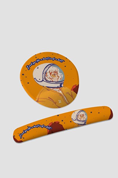 Flipped Mars Woman Orange Bilek Destekli Mousepad ve Klavyepad