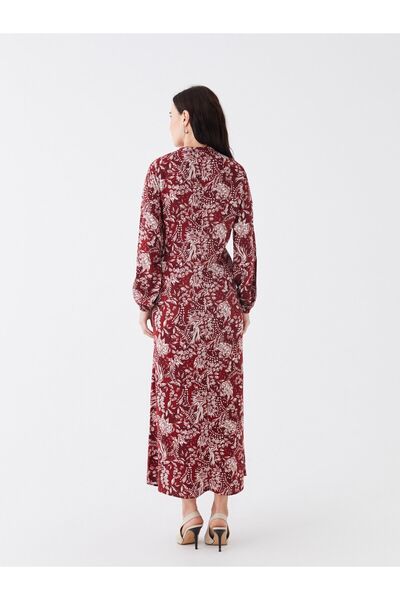 LC Waikiki Legénységi nyakú virágos, hosszú ujjú női ruha