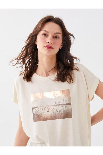LC Waikiki Γυναικείο μπλουζάκι LCW Vision Oversize - Crew Neck, εμπριμέ, κοντό μανίκι