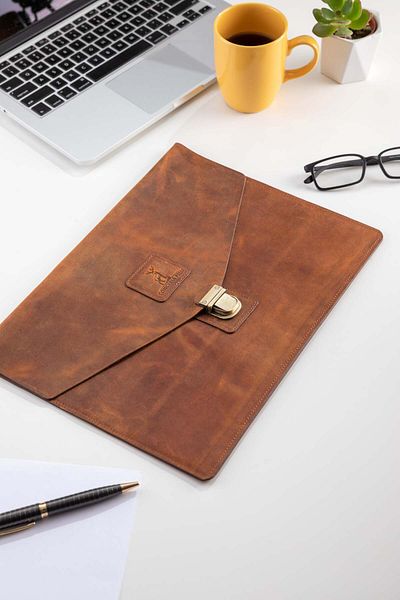 Conceria Pelle حافظة MacBook Envelope - حافظة جلدية أصلية