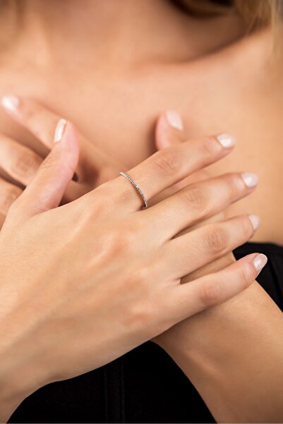 Altınaşkı Beyaz Altın Yarımtur Yüzük