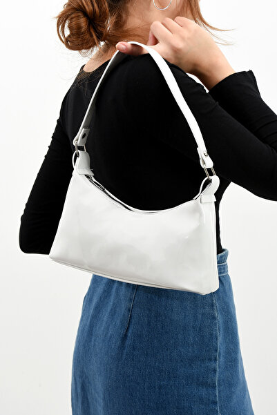 ESTUTE Kadın Rugan Omuz Çantası