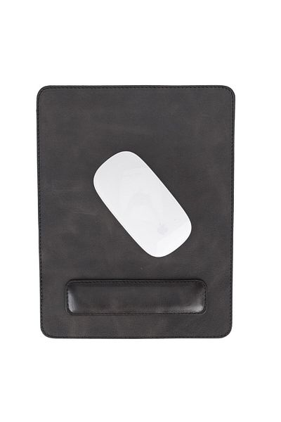 Lev Leather Ергономична подложка за мишка от естествена кожа - опора за китката, подарък за офис с възможност за наименуване