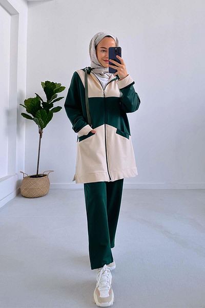 Ka Hijab Emerald Color Block Hooded Two Thread Set