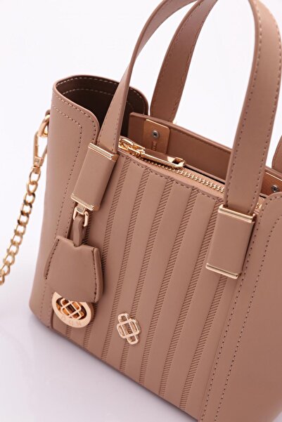 DGN Nude 602 női pénztárcához csatolt táska