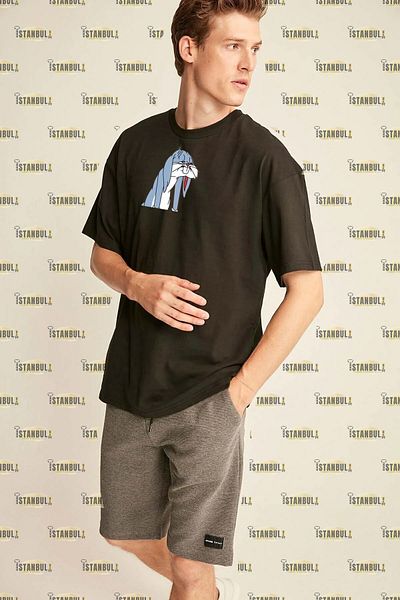 aynewmoda Тениска с овърсайз принт - Спящ заек