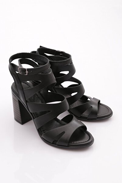 DGN Dámské sandály z pravé kůže Model 1330 na podpatku