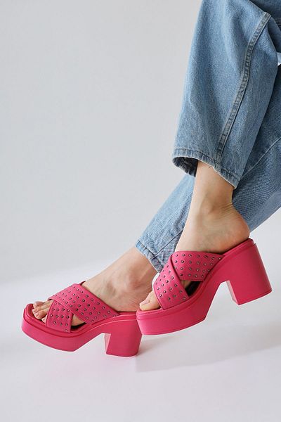 Limoya Zion Fuchsia Thick Cross Strap Women's Platform Slippers with Staple Detail