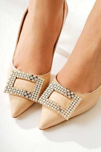 Limoya Dorin Ten Rengi, бежеві туфлі на підборах з гострим носком, з камінцям...