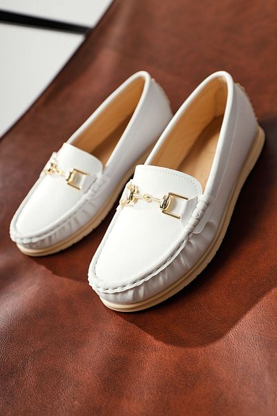 Limoya Tola White Buckle Detailed Women's Casual Shoes