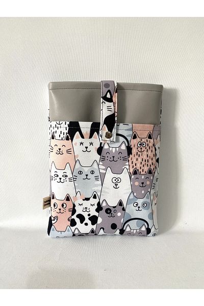 TALKING DREAMS Gray Cat Patterned Book/ Tablet Case