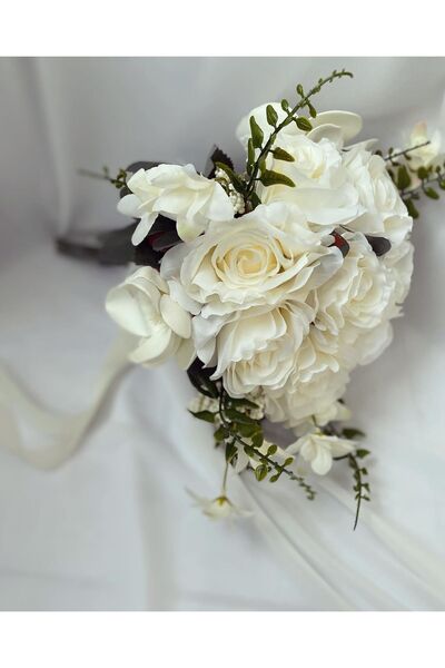 Z&B FLOWERS Gelin Buketi Krem Gül Ve Manolya Çiçeği Gelin Buketi,söz Çiçeği,n...