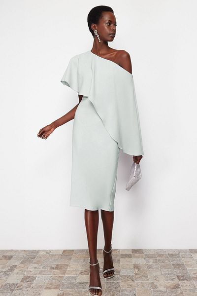 Trendyol Collection Βραδινό φόρεμα από μέντα με λεπτομέρεια κάπας, κομψό TPRSS24EL00118