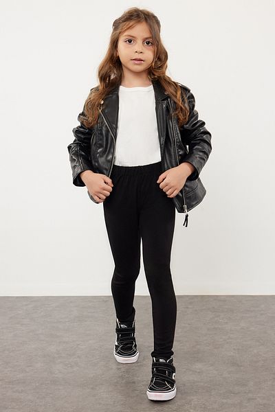TRENDYOLKIDS Černé dívčí bavlněné základní pletené legíny TKDSS24TA00005