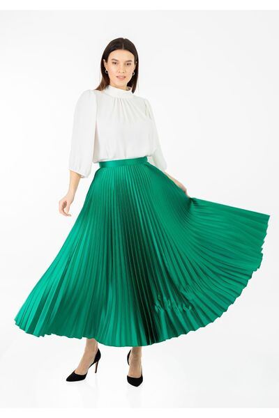 Guzella Green Satin Maxi Pleated Skirt