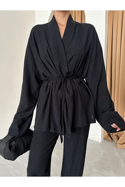 Laluvia Set aus Kimono und Hose in Schwarz mit Schalkragen