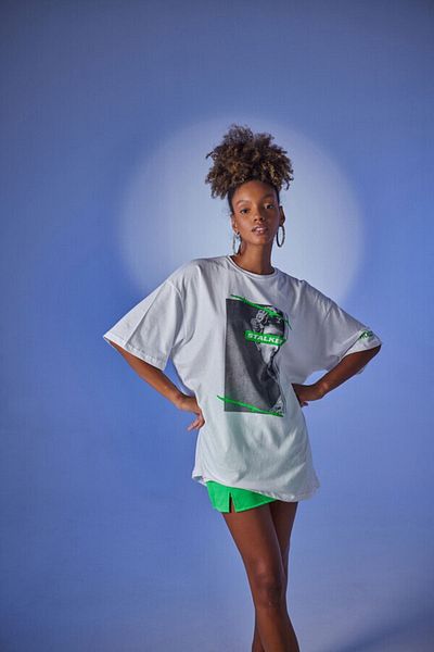 HOLLY LOLLY Women's White Printed Oversize Crew Neck Stalker T-shirt
