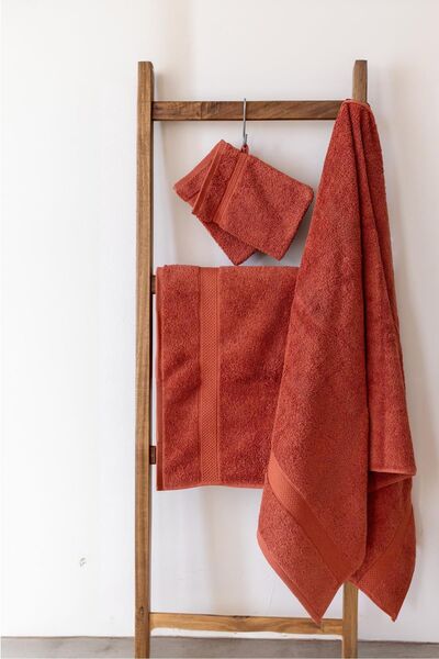 FEELAMORE % 100 Pamuklu 70x140 Banyo Havlusu Seti, 2’li Banyo Kesesi Hediyeli