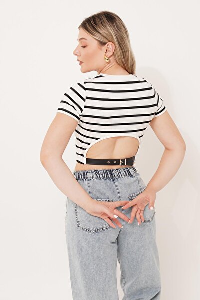 Hipo Trend Білий смугастий кроп-топ - з ременем на спині
