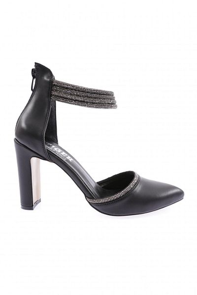 DGN 315-23y Pantofi cu toc pentru femei negri