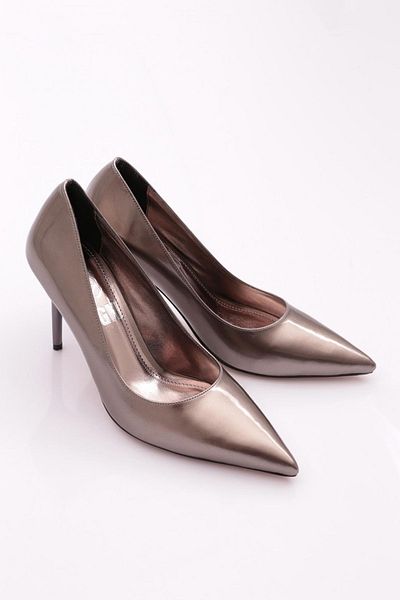 DGN 3725 Pantofi de damă cu toc înalt din piele lacuită platină