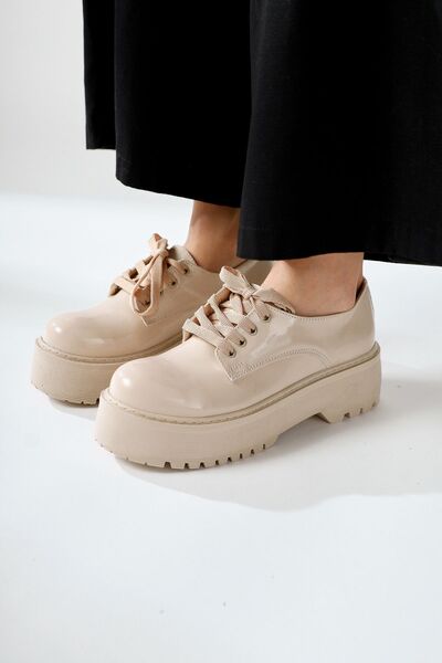 Limoya Alisson Beige Patent Leather Oval Toe Thick Soled Women's Casual Shoes Opportunity Product