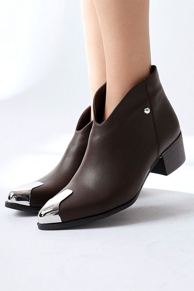 Limoya Jay Brown, Bitter Brown Color Pointed Toe Metal Λεπτομερείς Γυναικείες Μπότες, Γυναικεία Μποτάκια