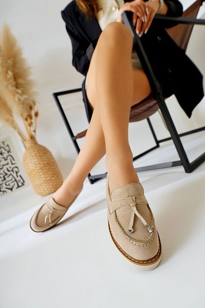 Limoya Culoarea pielii Deria, pantofi casual de damă cu ciucuri din piele intoarsa bej