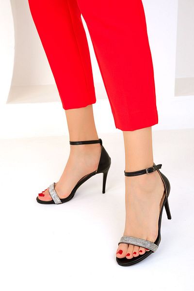SOHO 19220 Model Black Women's Classic Heeled Shoes
