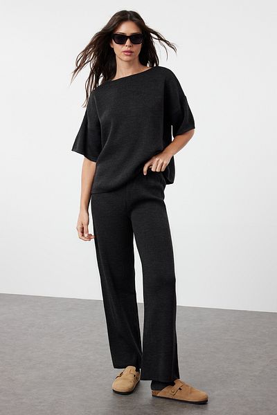 Trendyol Collection Truvakar antracit kötöttáru karkészlet - alsó-felső készlet TWOAW25AU00013