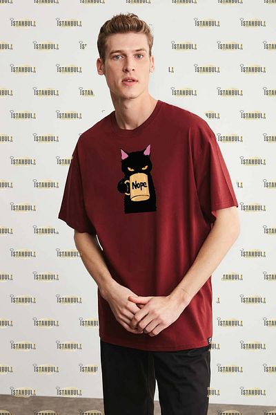 aynewmoda Тениска с овърсайз принт на котка NOPE