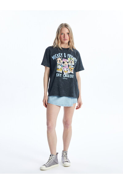 LC Waikiki Dámské tričko Mickey and Friends s potiskem Crew Neck – krátký rukáv