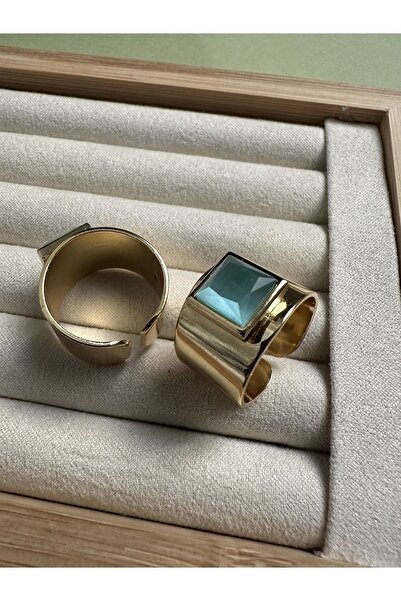 ringbox Kalın Kare Buz Mavisi Renkli Taşlı Gold Yüzük