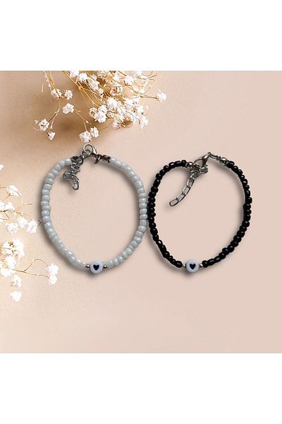 Stoneday Black and White Color Silver Detailed Heart and Sand Bead Friend Couple Lover Bracelet