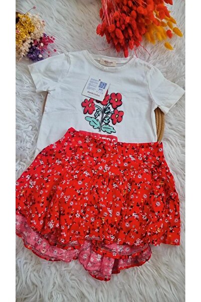 Özeniş Suit with Shorts Skirt