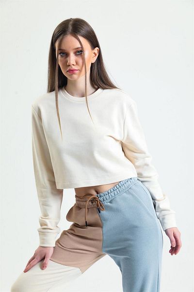 pulur.co Cream Crew Neck Crop Sweatshirt