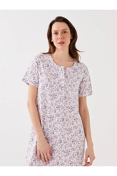 LC Waikiki Dream Rundhals-Nachthemd mit Blumenmuster und kurzen Ärmeln für Damen