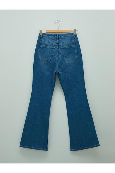 LC Waikiki Pantaloni de damă LCW ECO Standard Fit cu picior spaniol cu detaliu de buzunar