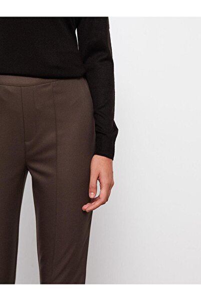 LC Waikiki LCWAIKIKI Basic Havuç Kesim Düz Kadın Pantolon