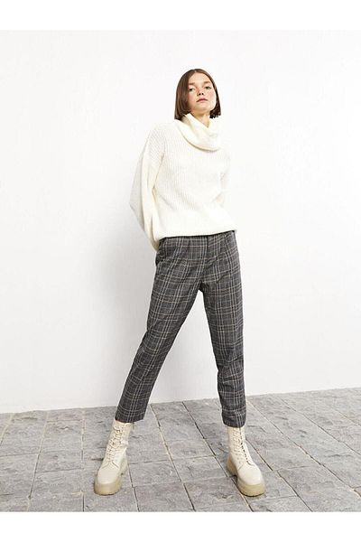 LC Waikiki LCW Casual Standard Fit Plaid Women's Trousers