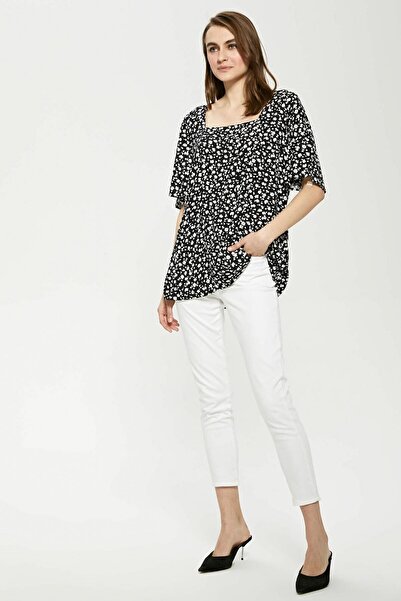 LC Waikiki Γυναικεία μπλούζα με μαύρη στάμπα