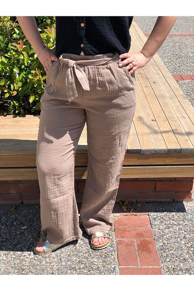 BAKTAGÖR Muslin Fabric Trousers
