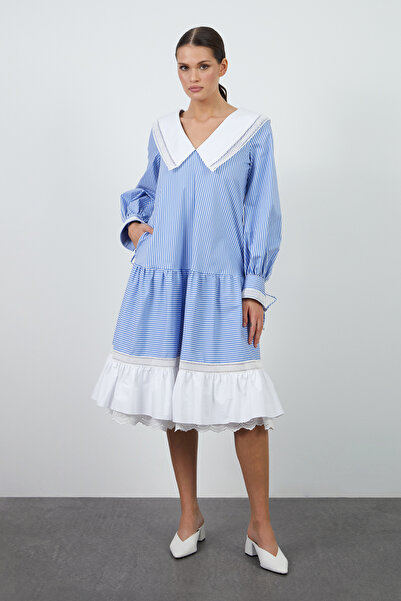 Poplin Blue Dress with Lace Detail
