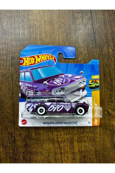 HOT WHEELS Datsun Bluebird Wagon Collectible Item