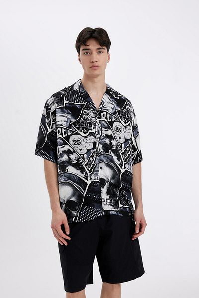 DeFacto Relax Fit Viscose Short Sleeve Shirt - Apache Collar, Printed C7685AX24SM