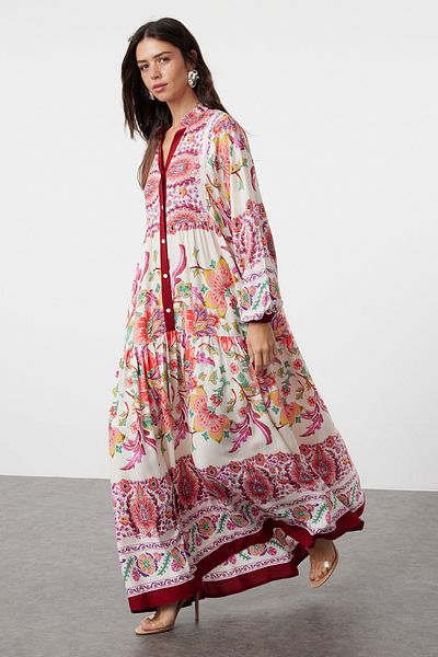 Trendyol Modest فستان منسوج من الفيسكوز باللون العنابي TCTSS24EB00221