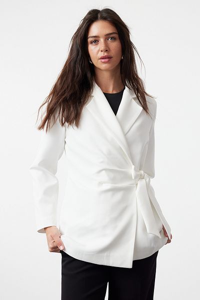 Trendyol Modest Double Breasted Woven Jacket White with Side Tie Detail and Lining - TCTSS24CK00008