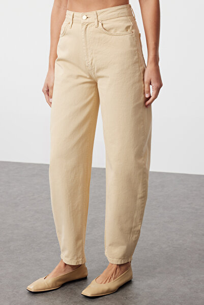 Trendyol Collection Beige High Waist Barrel Baggy Jeans Twoss23Je00295